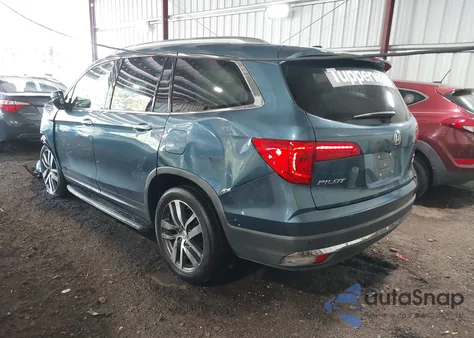 2017 Honda Pilot Touring z USA, uszkodzony, nr VIN 5FNYF6H96HB081123